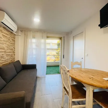 Carlo's Flat, Recien Reformado, Piscina Y A 5minutos De La Playa アパート *
