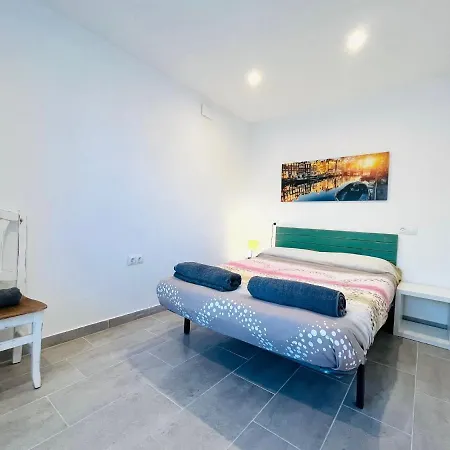 Carlo's Flat, Recien Reformado, Piscina Y A 5minutos De La Playa アパート *